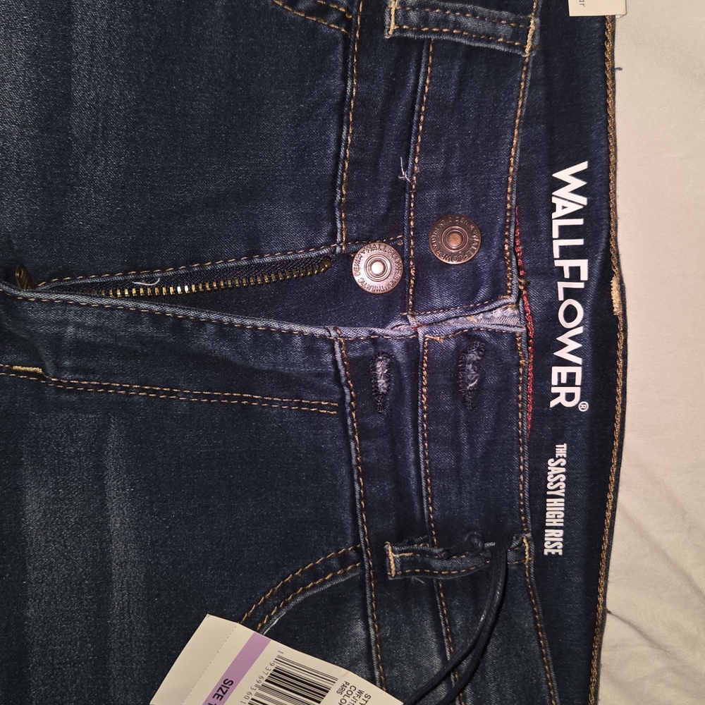 Wallflower Women's High Rise Dark Blue Jeans